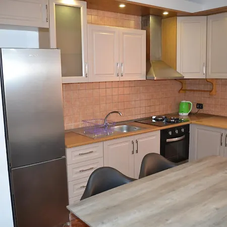 Apartment & Harbour At The Door 2 Bedrooms *