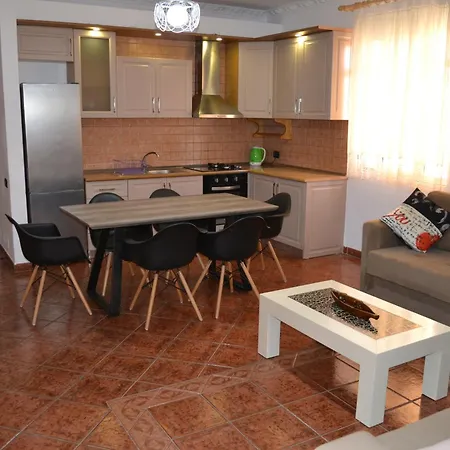& Harbour At The Door 2 Bedrooms Partial Seaview アパート