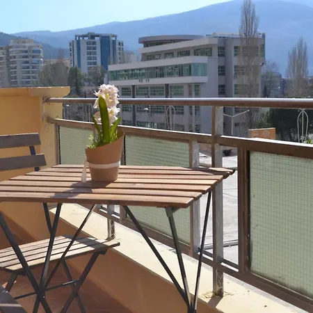 アパート & Harbour At The Door 2 Bedrooms Partial Seaview