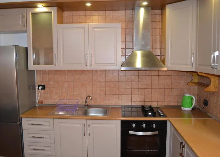 & Harbour At The Door 2 Bedrooms Partial Seaview *