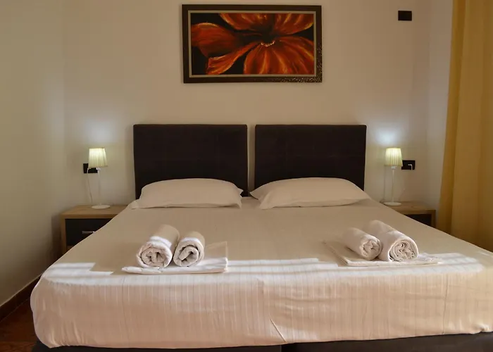 公寓 & Harbour At The Door 2 Bedrooms Partial Seaview Vlorë