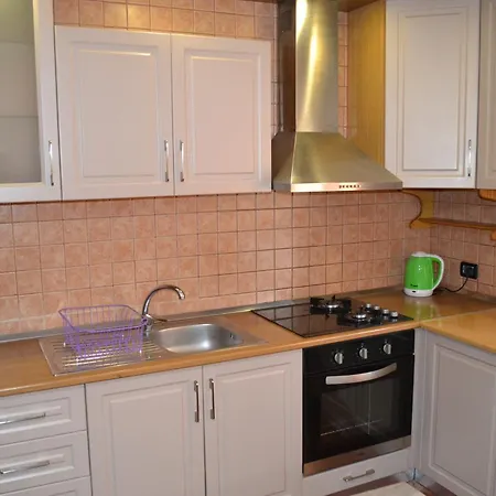 & Harbour At The Door 2 Bedrooms Partial Seaview Apartment *