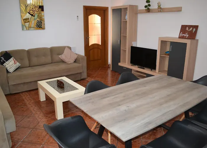 Appartement & Harbour At The Door 2 Bedrooms Partial Seaview