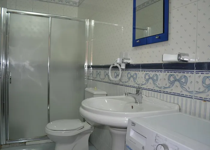 & Harbour At The Door 2 Bedrooms Partial Seaview Appartement *